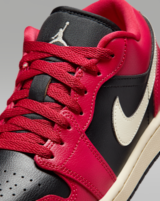 ナイキ　エア ジョーダン 1 LOW ウィメンズシューズ JORDAN BRAND（ジョーダンブランド）の「エア ジョーダン 1 LOW